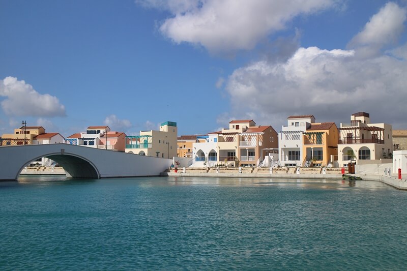 Limassol Genuss-mit-fernweh.de Reisebericht Zypern Hafen Neubauten